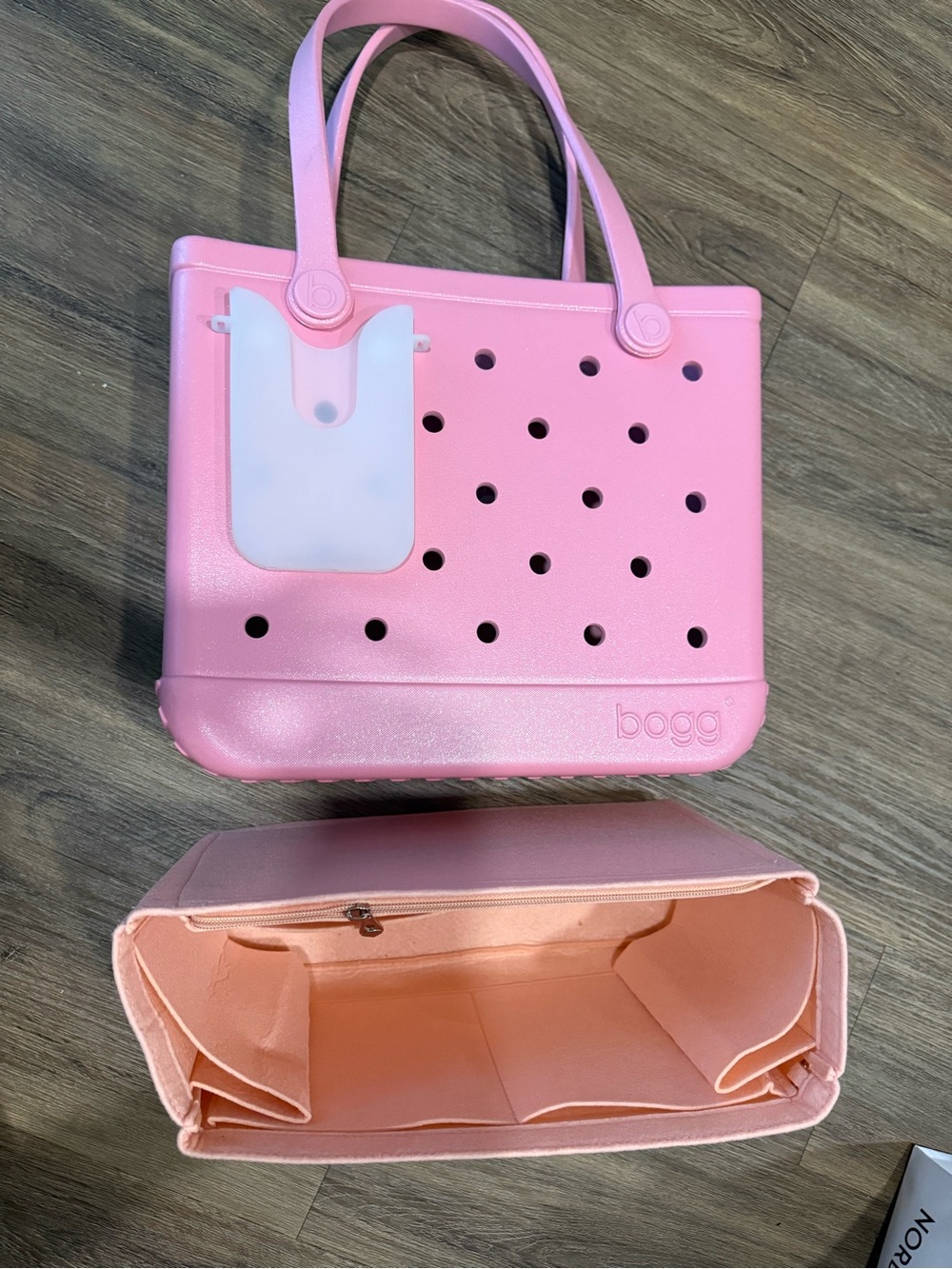 Bogg bag medium